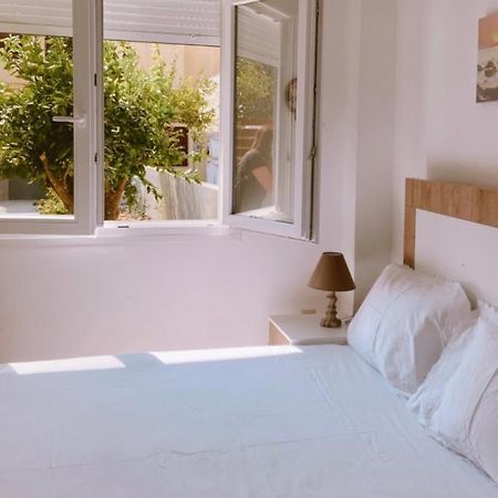 Athina Secret Apartments Adults Only イラクリオン エクステリア 写真