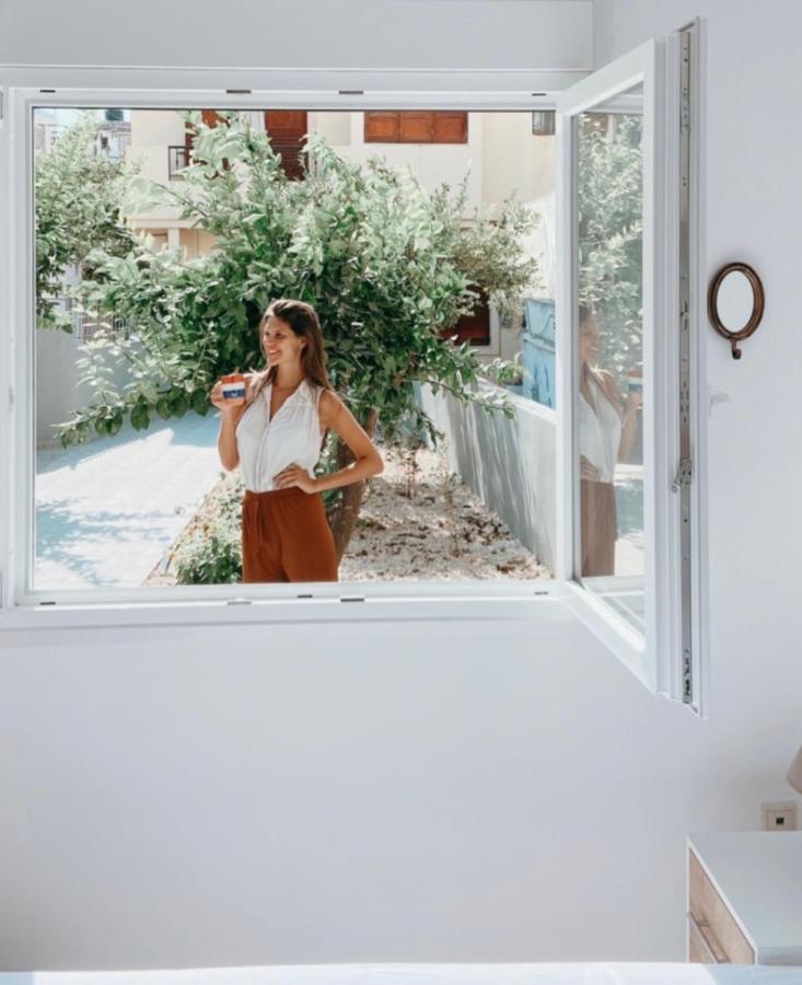 Athina Secret Apartments Adults Only イラクリオン エクステリア 写真